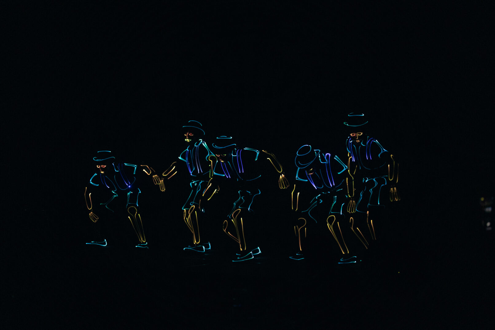 企業活動 燈光秀